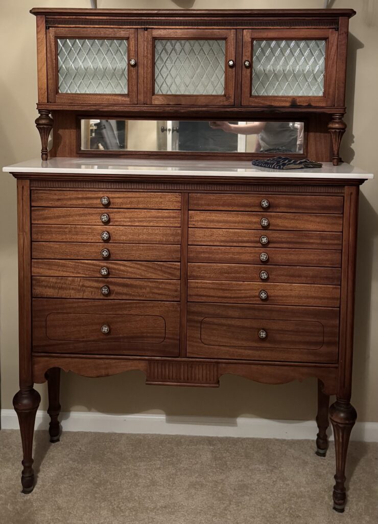 picture of dental cabinet